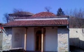 Mausoleul lui Sari Saltuk Dede